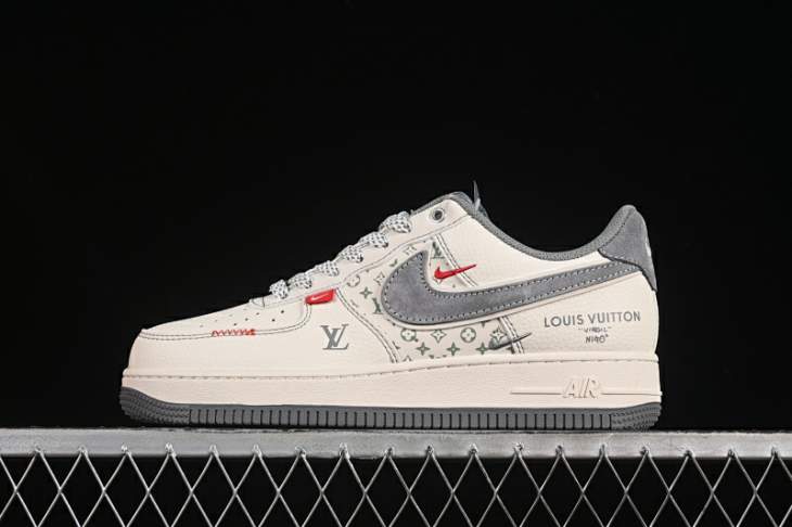 Picture of Air Force 1 _SKUfw19954383573544803fw
